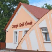 Baktalórántházai Zengő Erdő Óvoda logója