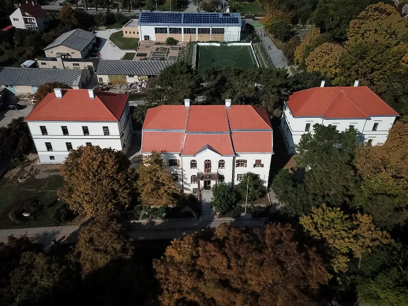 Balatonfüredi Szent Benedek Gimnázium, Technikum és Kollégium épülete