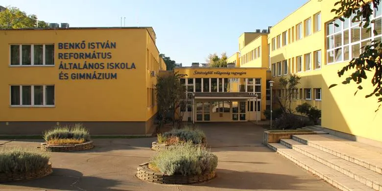 Benkő István Református Általános Iskola és Gimnázium épülete