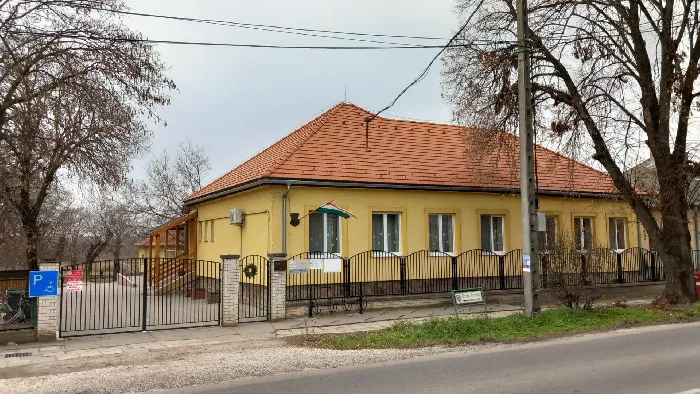 Cecei Kincskereső Óvoda és Bölcsőde épülete