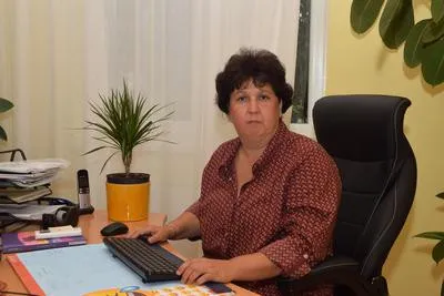Császártöltési Bánáti Miklós Német Nemzetiségi Általános Iskola épülete